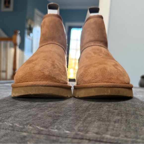 UGG Classic Mini Size 8 - Picture 6 of 13